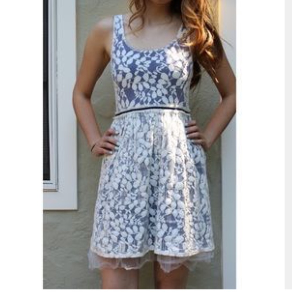 Anthropologie Vinca Minor dress